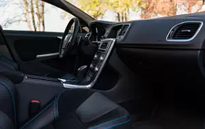   Volvo S60 Polestar - 2016