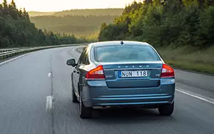   Volvo S80 - 2013