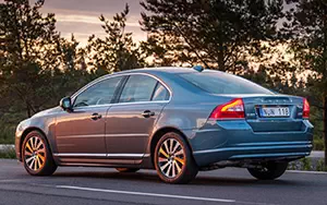   Volvo S80 - 2013