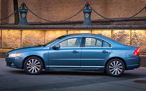   Volvo S80 - 2013