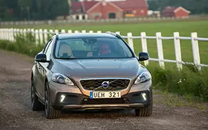   Volvo V40 Cross Country - 2014