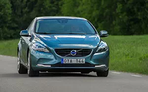   Volvo V40 - 2014