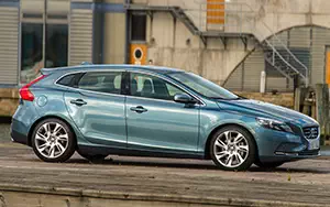   Volvo V40 - 2014