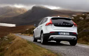   Volvo V40 D4 Cross Country - 2015