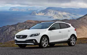   Volvo V40 D4 Cross Country - 2015