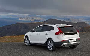   Volvo V40 D4 Cross Country - 2015