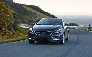   Volvo V40 D4 - 2015