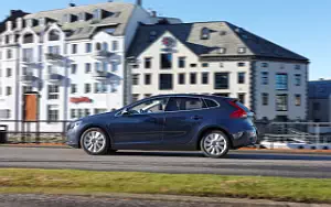   Volvo V40 D4 - 2015