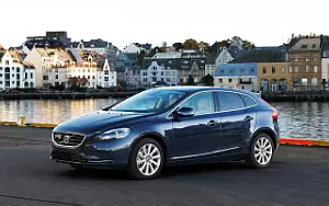   Volvo V40 D4 - 2015