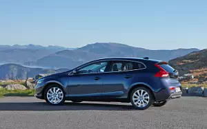   Volvo V40 D4 - 2015