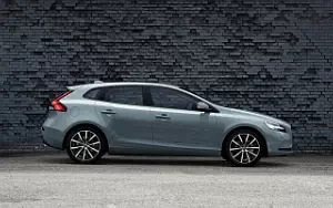   Volvo V40 T4 Momentum - 2016