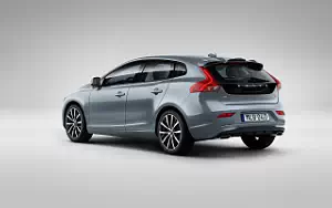   Volvo V40 T4 Momentum - 2016