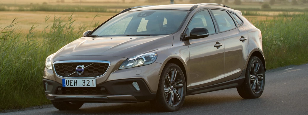   Volvo V40 Cross Country - 2014 - Car wallpapers