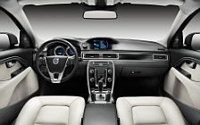   Volvo V70 - 2012