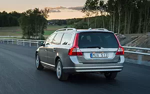   Volvo V70 - 2013