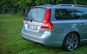   Volvo V70 D5 - 2014