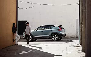   Volvo XC40 T5 Momentum - 2017