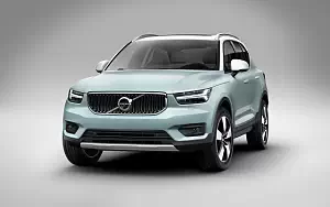   Volvo XC40 T5 Momentum - 2017