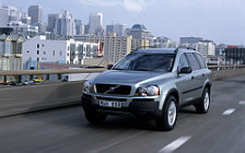   Volvo XC90 - 2003