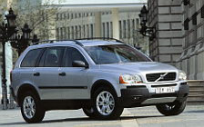   Volvo XC90 - 2003