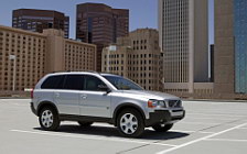   Volvo XC90 - 2005