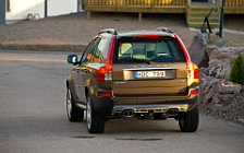   Volvo XC90 - 2012